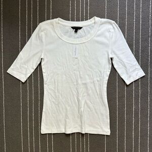 Banana Republic Ribbed Elbow Sleeve Tee
